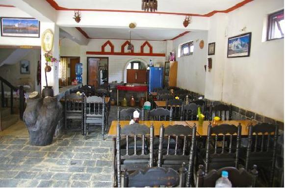 Shrestha Hotel & Restaurant Bandipur Buitenkant foto