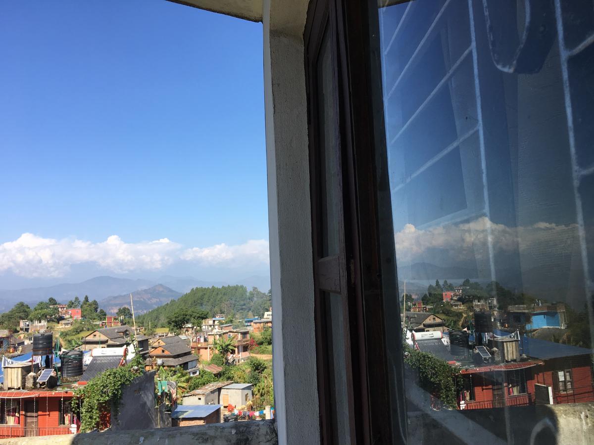 Shrestha Hotel & Restaurant Bandipur Buitenkant foto