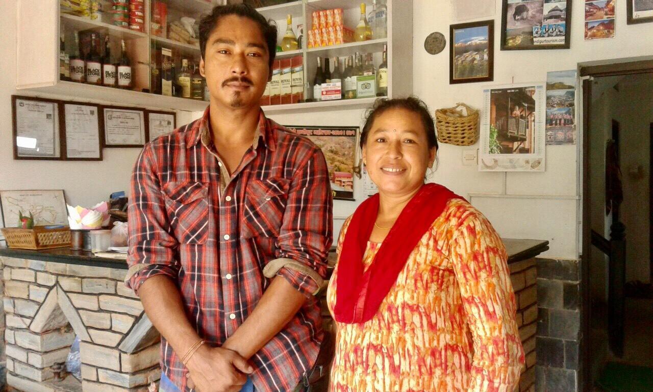 Shrestha Hotel & Restaurant Bandipur Buitenkant foto