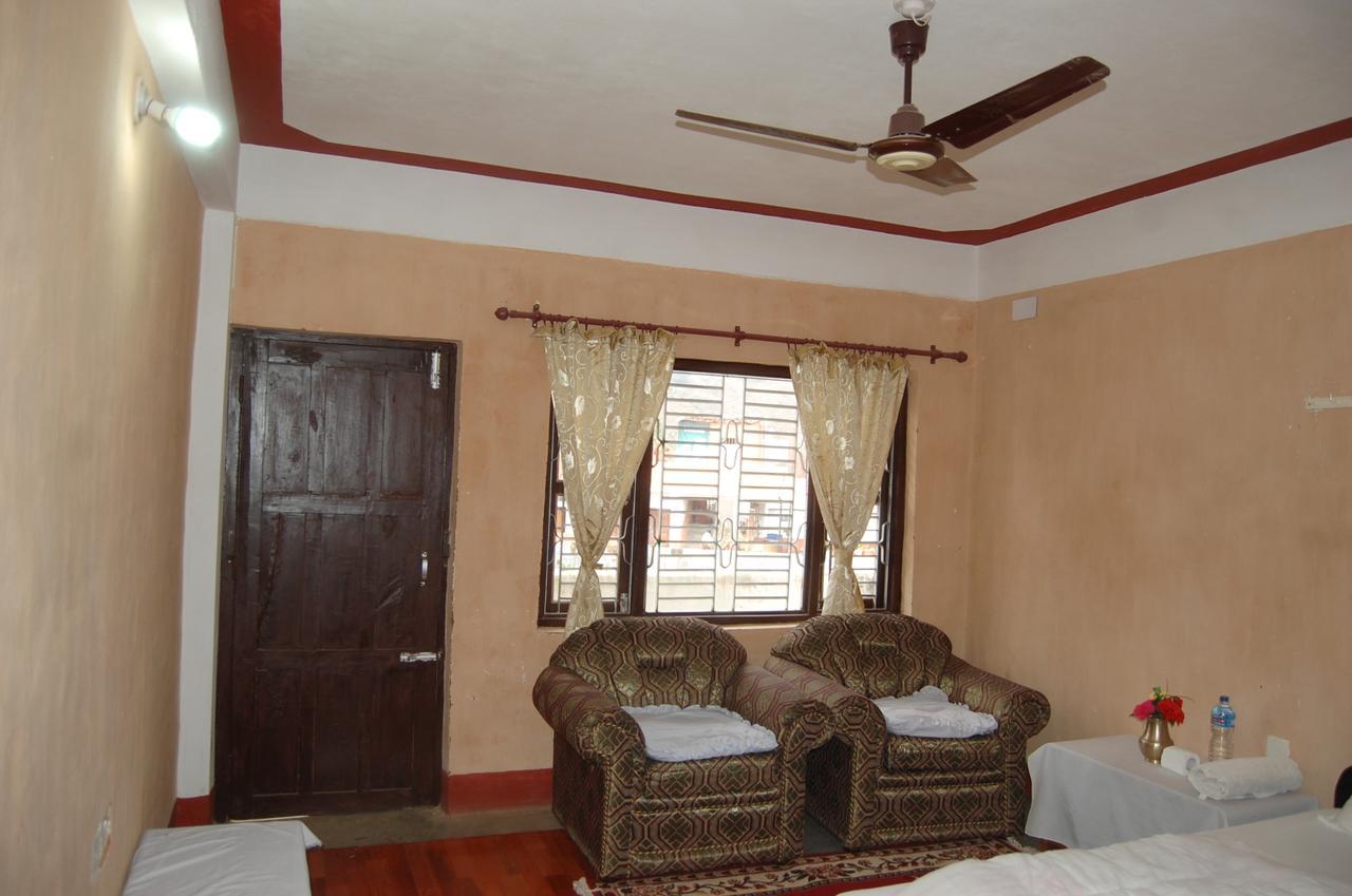 Shrestha Hotel & Restaurant Bandipur Kamer foto