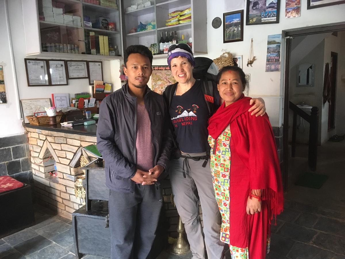 Shrestha Hotel & Restaurant Bandipur Buitenkant foto